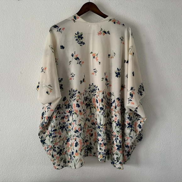 Open Front Cream Ditsy Floral Kimono One Size Boho Chic Flowy Summer Layering - Picture 7 of 8